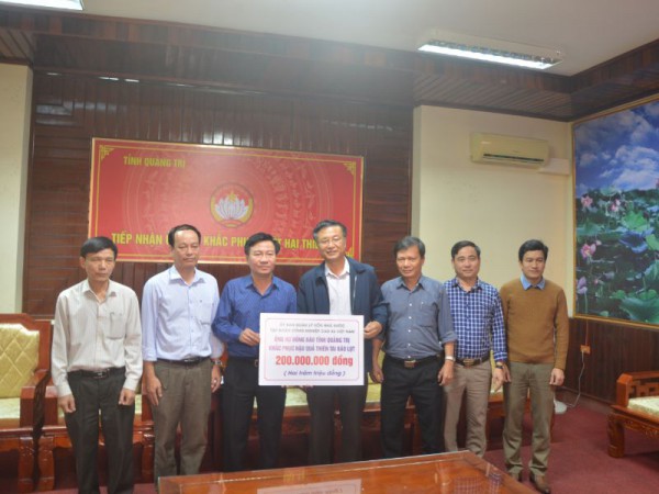 Phát triển kinh tế không quên nhiệm vụ chính trị