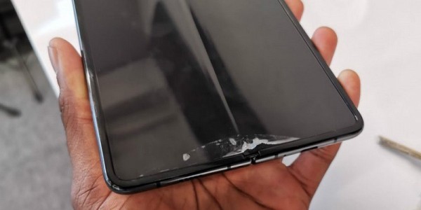 Samsung đứng trước nguy cơ bị kiện do dòng điện thoại gập có vấn đề Samsung đứng trước nguy cơ bị kiện do dòng điện thoại gập có vấn đề