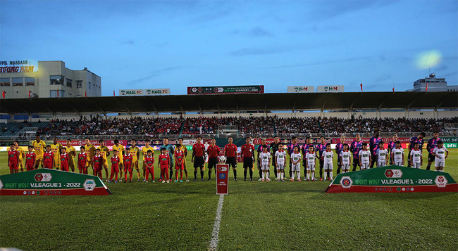 Số liệu thống kê vòng 15 V.League 1 - 2022: Sân Hàng Đẫy và Pleiku mở hội