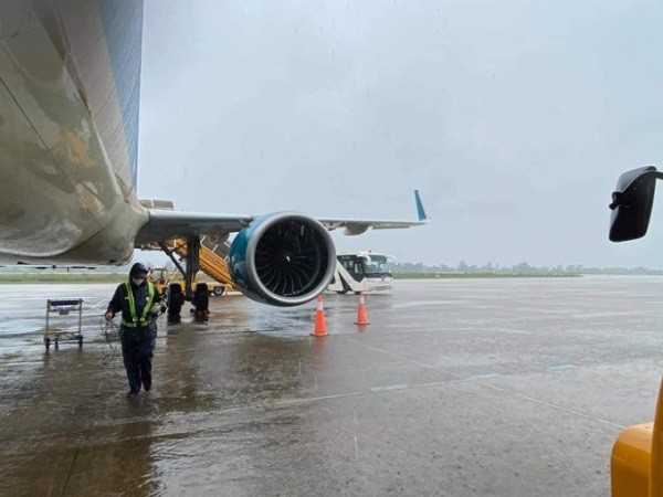 Tạm dừng khai thác thêm 5 sân bay do ảnh hưởng của bão Noru Tạm dừng khai thác thêm 5 sân bay do ảnh hưởng của bão Noru