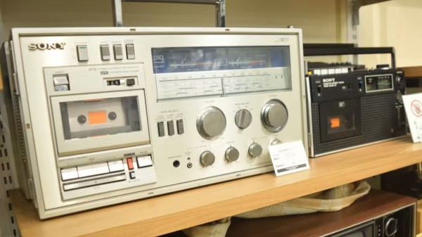 Trào lưu nghe nhạc bằng băng cassette đang quay trở lại Trào lưu nghe nhạc bằng băng cassette đang quay trở lại