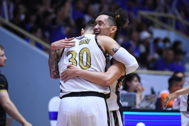 Khoa Trần - Người dạo chơi đến ngôi vô địch VBA 2022 - Ảnh 6.