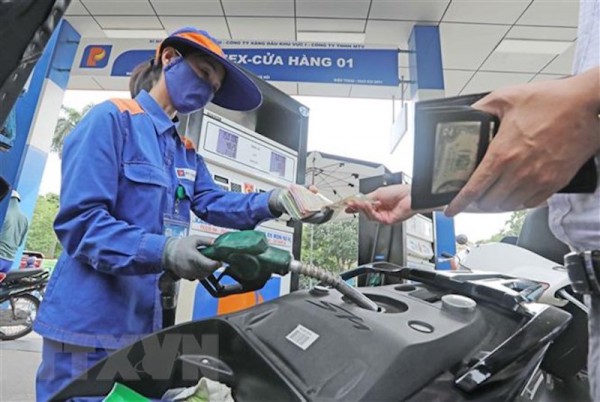 Đề xuất giảm tới 50% phí, lệ phí "cứu" doanh nghiệp vận tải