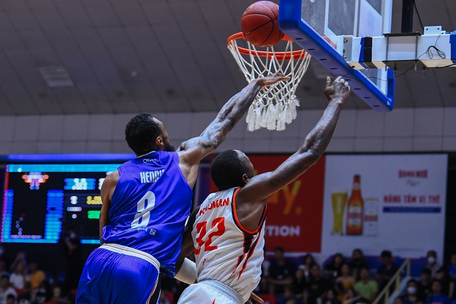 Những kỷ lục VBA 2022: Kỷ lục cướp bóng bị xô đổ - Ảnh 7.