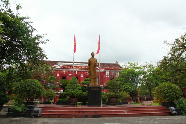 Góp ý xây dựng tour du lịch &quot;Theo chân Bác Hồ thời niên thiếu ở Huế&quot; - Ảnh 1.