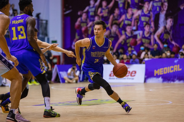 VBA Awards 2022: Shane Henry "đại thắng" danh hiệu cá nhân, Vincent Nguyễn và Huỳnh Vĩnh Quang nhận vinh dự sau một mùa giải ấn tượng - Ảnh 14.