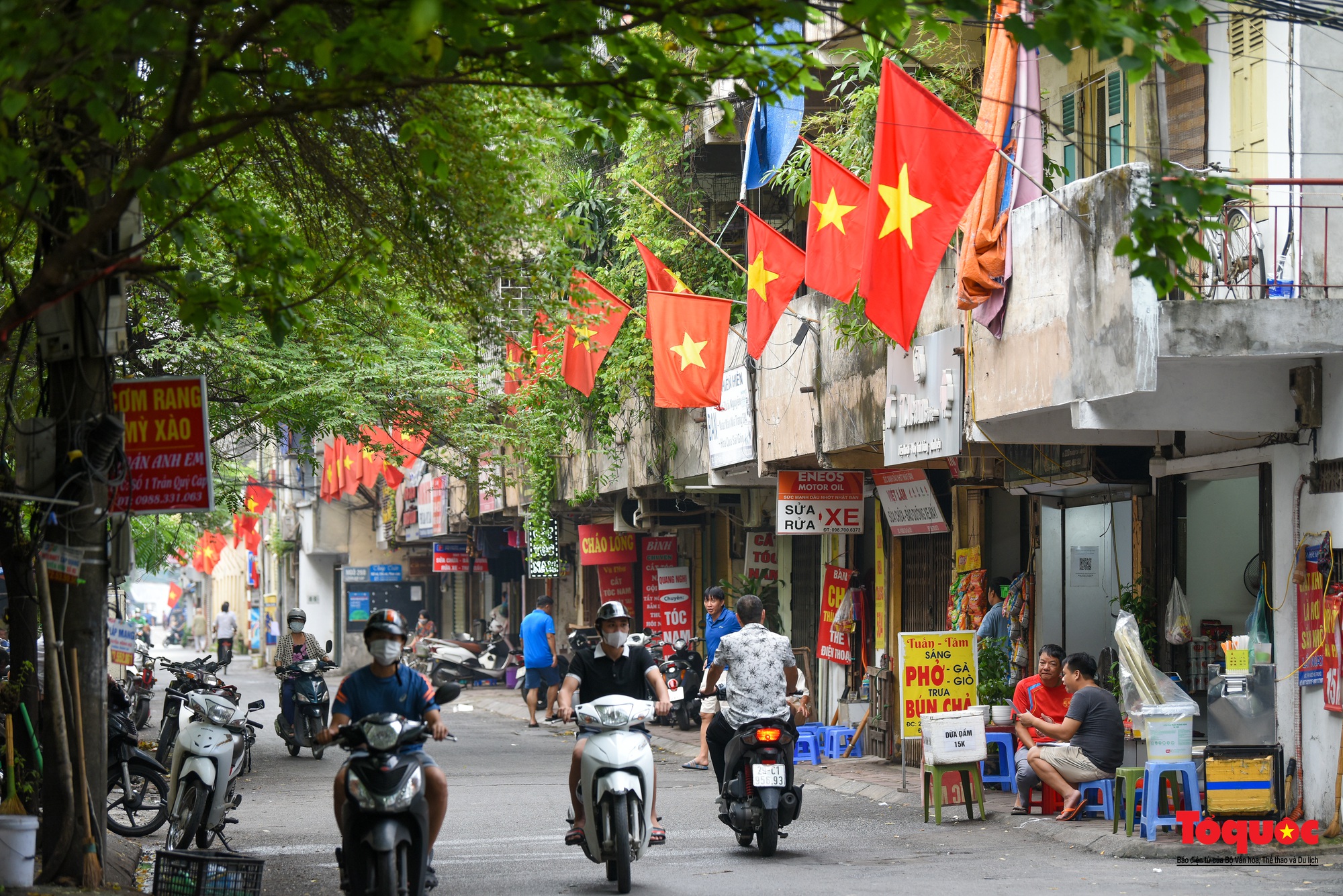 Hà Nội thanh bình ngày Tết Độc lập - Ảnh 11.