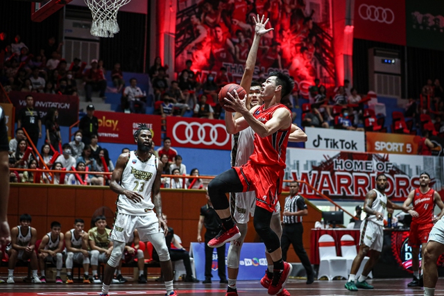 VBA Awards 2022: Shane Henry "đại thắng" danh hiệu cá nhân, Vincent Nguyễn và Huỳnh Vĩnh Quang nhận vinh dự sau một mùa giải ấn tượng - Ảnh 11.