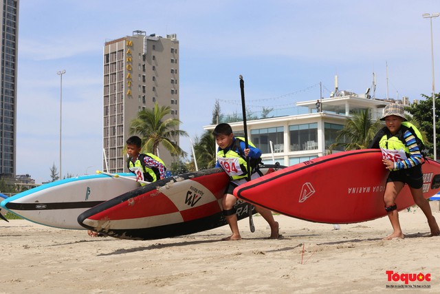 Khai mạc giải Sailing vô địch trẻ quốc gia và giải Sup tranh Cup vô địch các tay chèo xuất sắc năm 2022 - Ảnh 3.