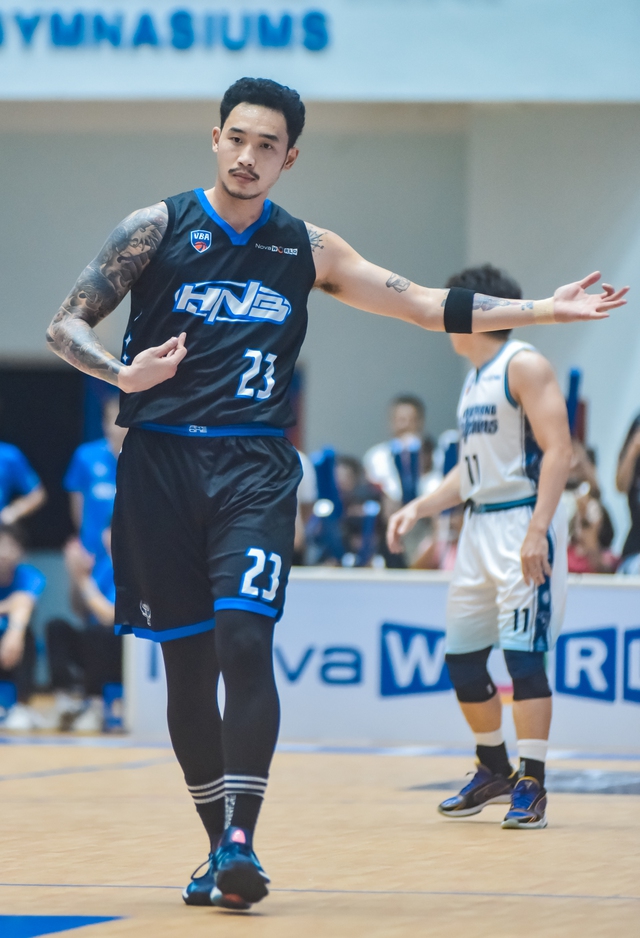 Tâm Đinh và Phú Hoàng: Đôi cánh đã mỏi của Hanoi Buffaloes - Ảnh 6.