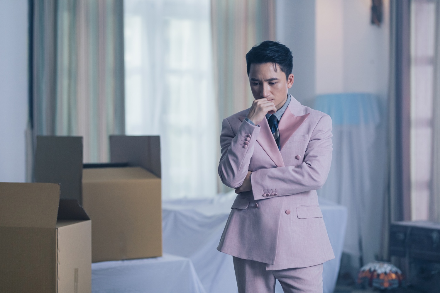 Phan Mạnh Quỳnh ra mắt MV "Đa đoan" khiến phụ nữ xem thấy đồng cảm
