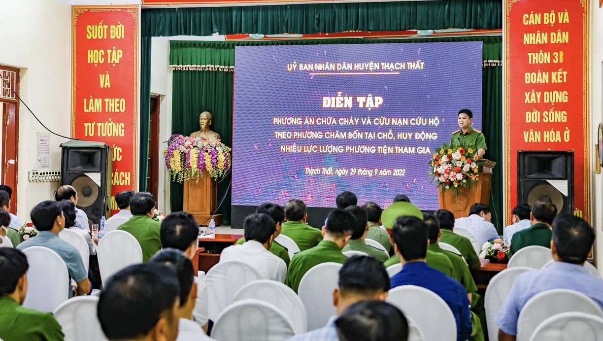 Hà Nội: Mô hình xe ba gác phòng cháy chữa cháy len lỏi ngõ nhỏ dập tắt &quot;bà hỏa&quot; ở làng nghề  - Ảnh 19.