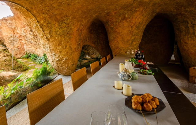 Ngôi nhà "trong lòng đất" có 1 không 2 tại nước Nhật: Tận hưởng cuộc sống khác biệt - Ảnh 6.