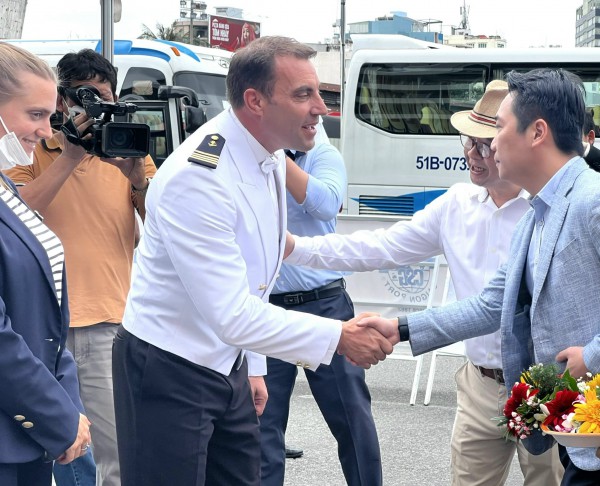 Đoàn khách 
