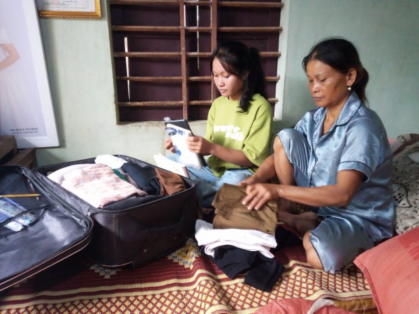 Tin tức giáo dục đặc biệt 3.10: Lớp 10 chương trình mới có khó hơn cũ?