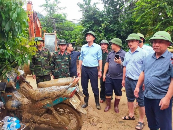 Nghệ An: Mưa lớn kéo dài, lũ quét tàn phá huyện Kỳ Sơn