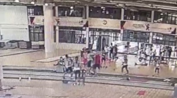 Xô xát môn đấu kiếm: Vũ Thành An nhận lỗi, Văn Quyết gửi tiếp đơn tố cáo