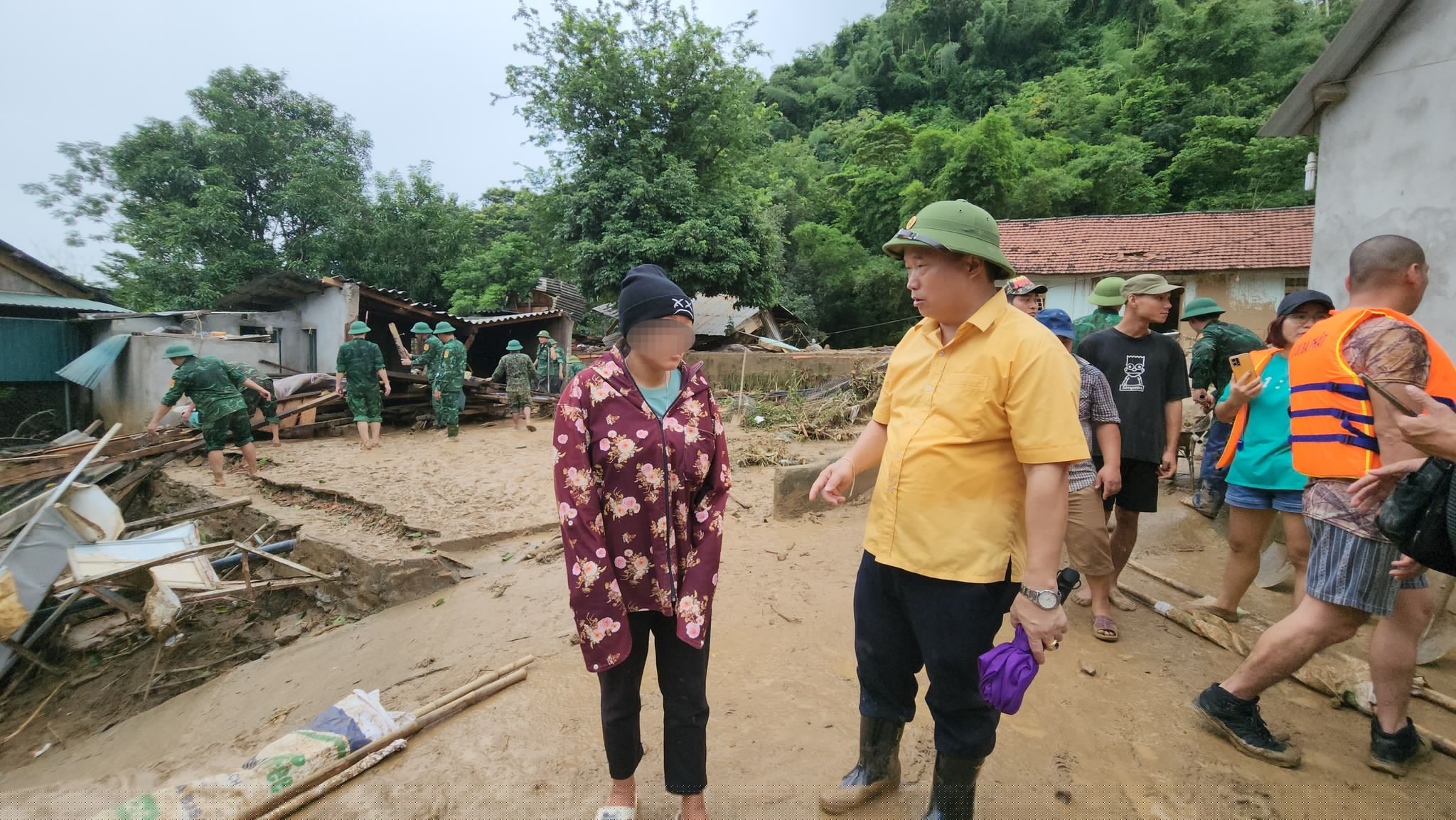 Lời kể của người mẹ mất con gái hơn 4 tháng tuổi trong cơn lũ quét Lời kể của người mẹ mất con gái hơn 4 tháng tuổi trong cơn lũ quét