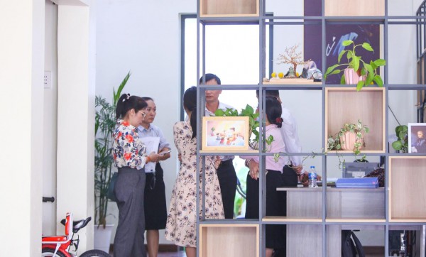 Phụ huynh Trường ELM bức xúc vì học phí cao mà con lại bị bạo hành