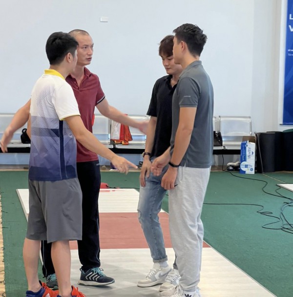 Vụ xô xát tuyển đấu kiếm: Mẹ Văn Quyết rút đơn tố cáo Vũ Thành An