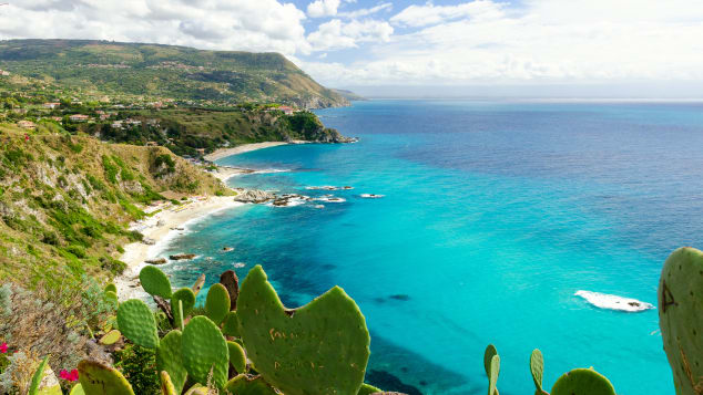 'Ngôi làng đẹp nhất' nước Ý chứa sản vật đặc biệt, thử ăn một lần nhớ mãi không quên - Ảnh 2.