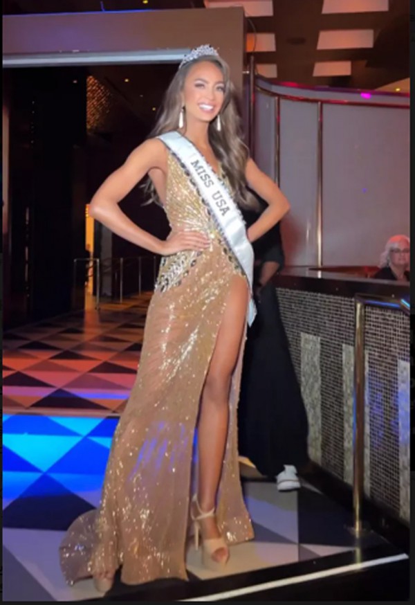 Hoa hậu Mỹ 2022 R