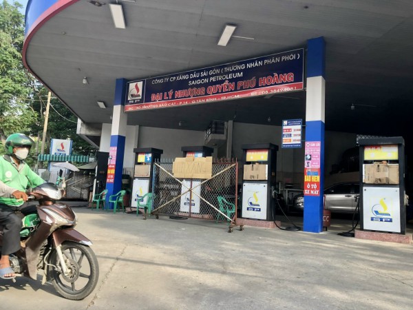 TP.HCM có 54 cửa hàng ngưng phục vụ vì... 