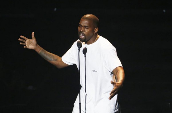 Tài khoản Twitter, Instagram của Kanye West bị hạn chế khi đăng bài chống Do Thái