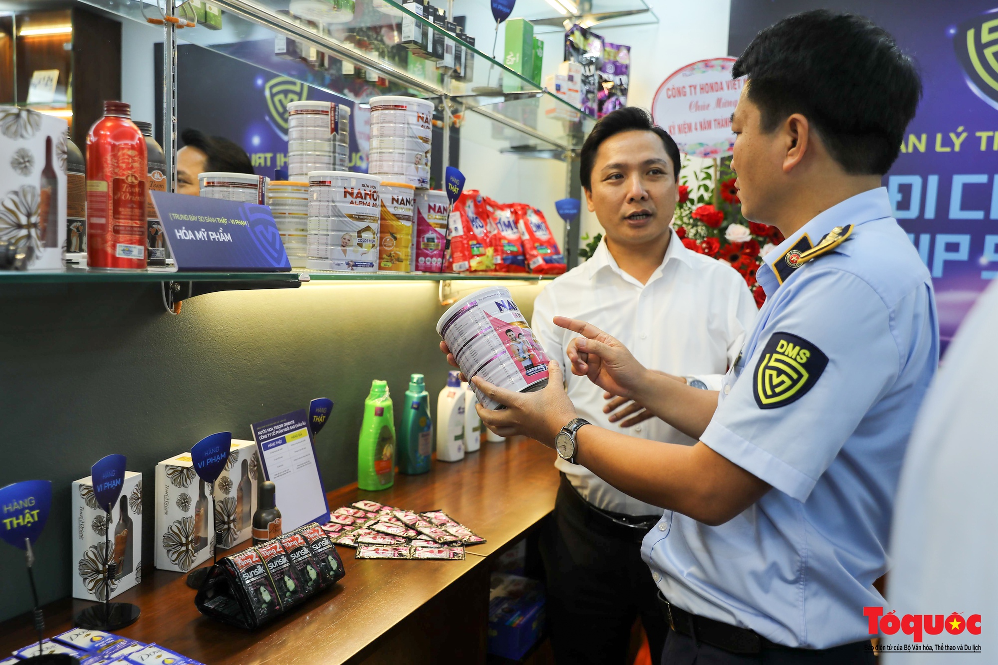 Quản lý thị trường đi cùng nhịp sống &quot;Hàng loạt mặt hàng thuốc giả được nhận diện&quot; - Ảnh 9.