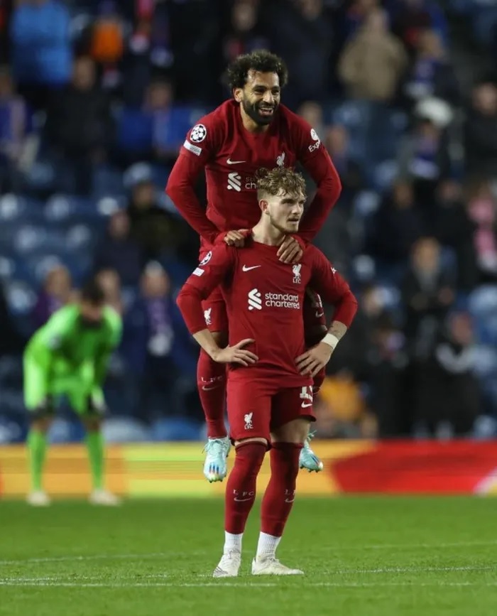 Salah lập hat-trick trong 6 phút, Liverpool đại thắng Rangers ở Champions League