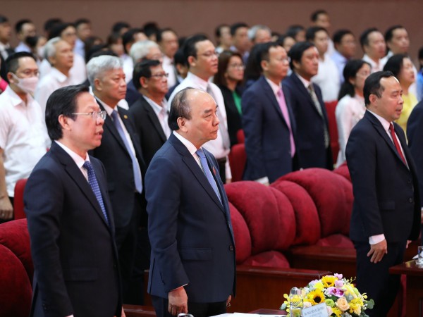 Chủ tịch nước Nguyễn Xuân Phúc đề ra 5 nhiệm vụ cho ĐH Quốc gia TP.HCM