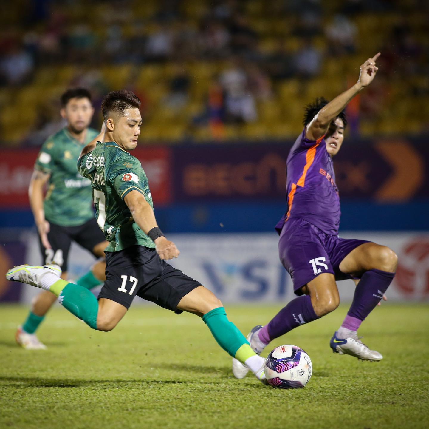 V.League 2022: CLB Hà Nội thắng đậm CLB Nam Định tại Hàng Đẫy V.League 2022: CLB Hà Nội thắng đậm CLB Nam Định tại Hàng Đẫy