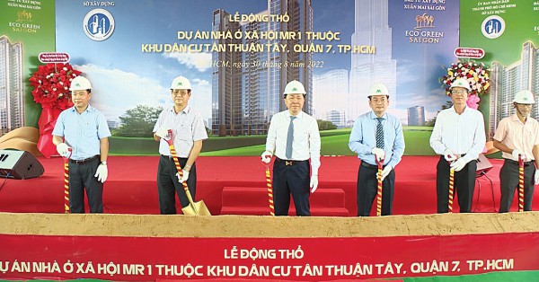 Lo an cư cho hàng triệu hộ dân