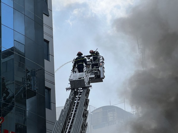 TP.HCM: Cháy tại quán bar District K ở trung tâm Q.1