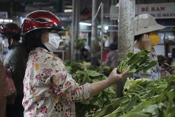 Đà Nẵng: Rau xanh tăng giá mạnh