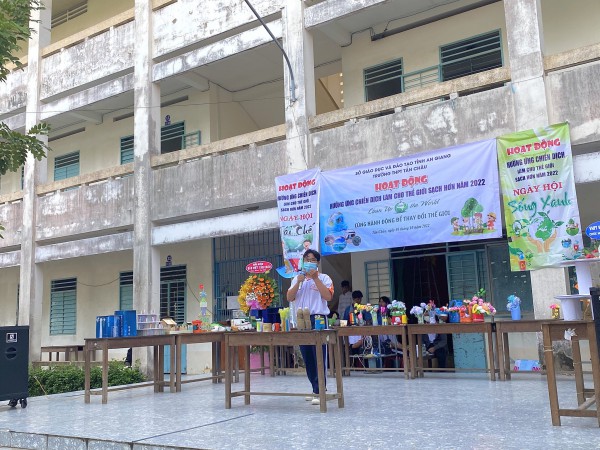 Trường THPT quyết lùi giờ vào học xuống 7 giờ 30 và lý do xúc động