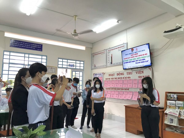 Trường THPT quyết lùi giờ vào học xuống 7 giờ 30 và lý do xúc động