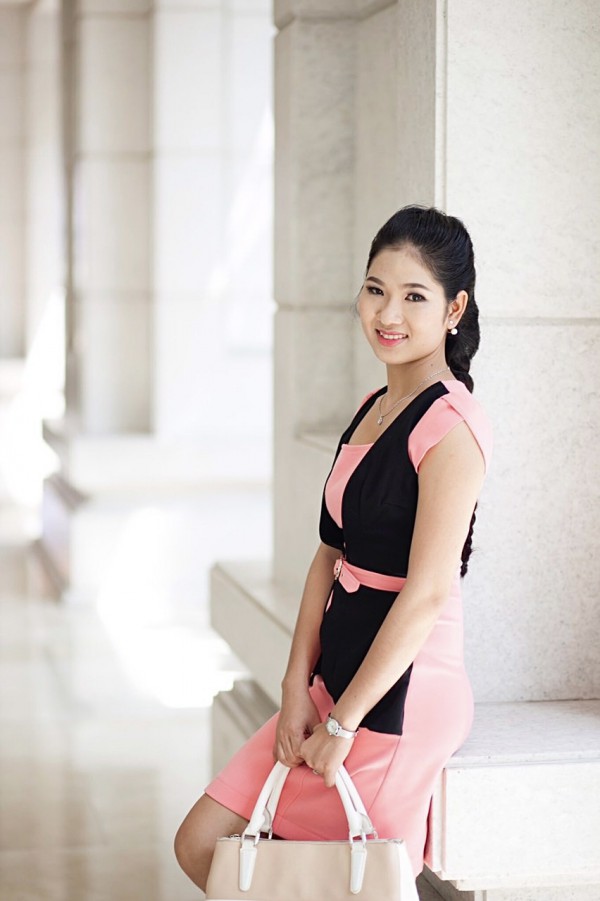 Những nữ giảng viên xinh như mộng gây 