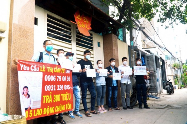Cầu cứu vì doanh nghiệp xuất khẩu lao động “phủi tay”