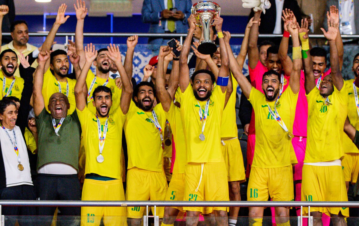 Tiền đạo Viettel nhận giải Vua phá lưới AFC Cup dù đội nhà đã bị loại