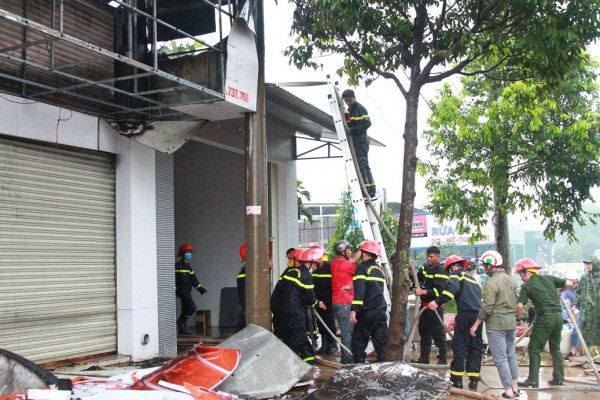 Đắk Lắk: Cháy lớn tại một kho kinh doanh đồ nhựa