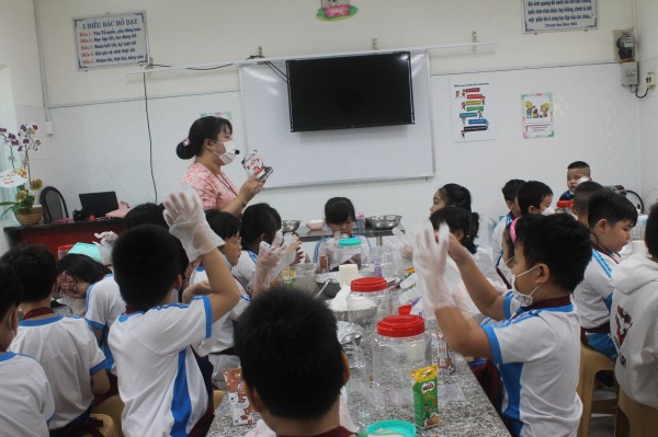 Nhà bếp đặc biệt trong trường học TP.HCM