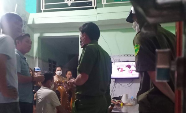 Quảng Ngãi: Nữ sinh lớp 7 bị nhóm bạn đánh hội đồng