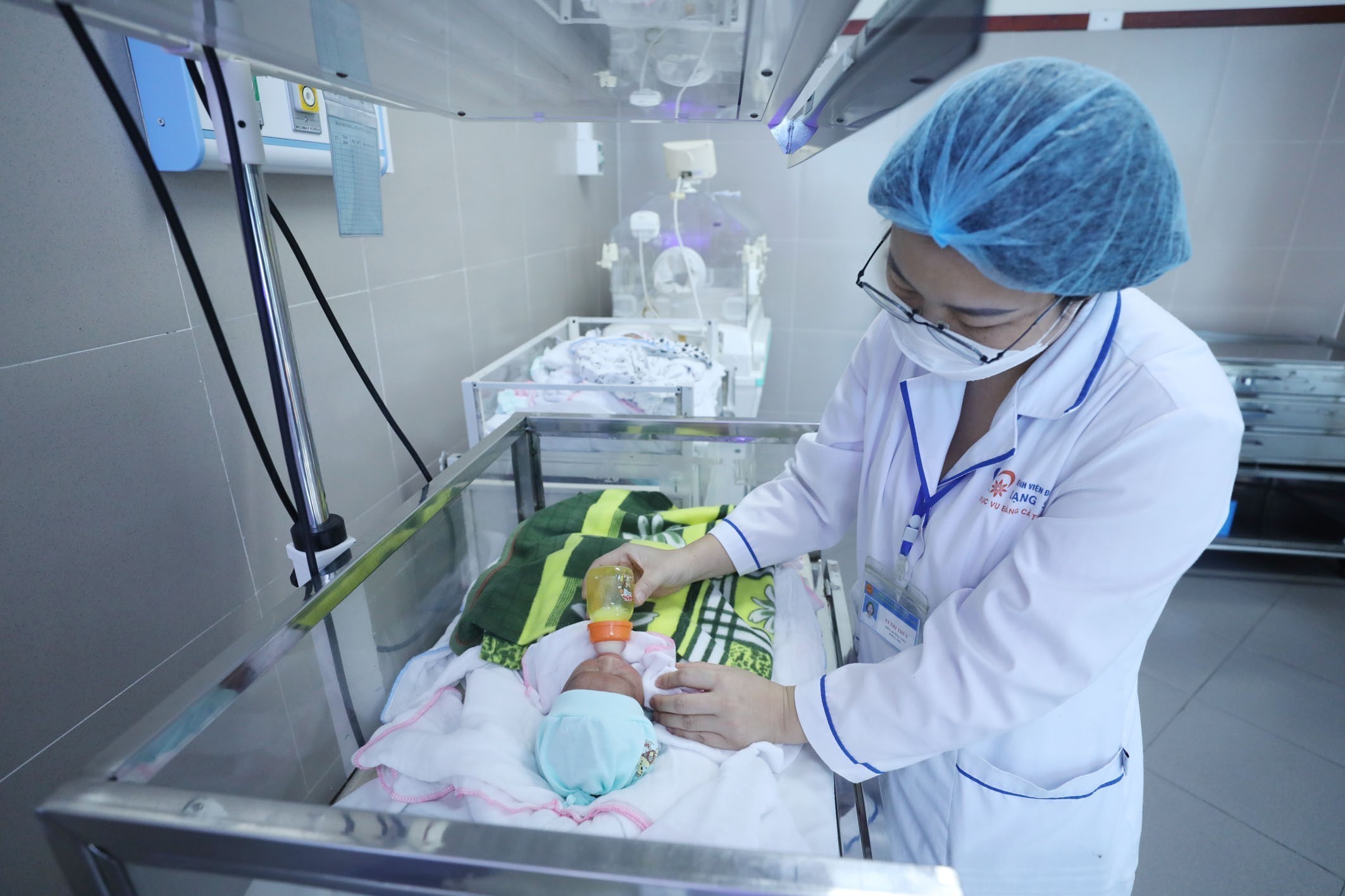 Lạng Sơn: Thời tiết giao mùa, số bệnh nhi nhập viện tăng cao