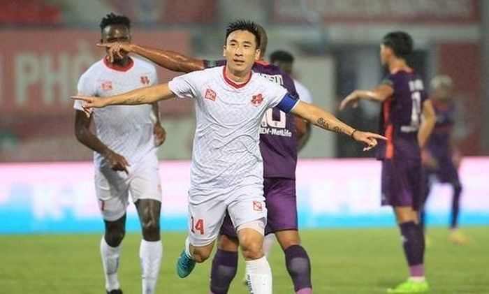 2 trận cầu đinh vòng 22 V.League do trọng tài ngoại điều khiển