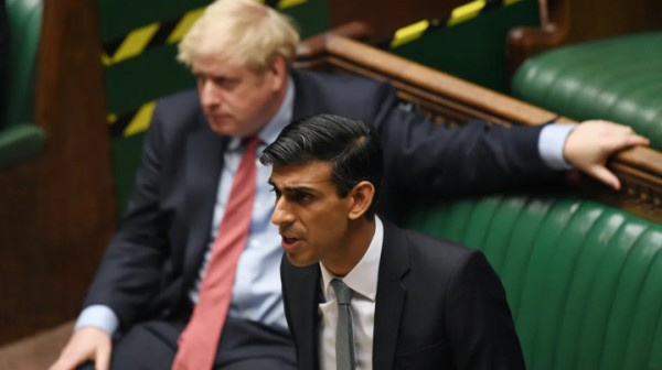 Chân dung Thủ tướng gốc Ấn đầu tiên của nước Anh