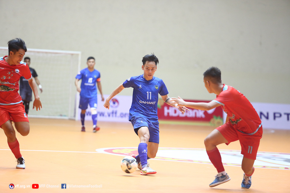 Vòng 12 giải futsal VĐQG 2022: Thái Sơn Nam tạo mưa bàn thắng, Sahako FC vững ngôi đầu bảng