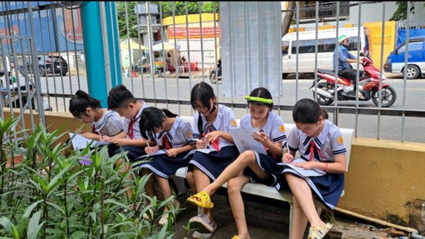 Triệt tiêu văn mẫu, cần bắt đầu từ tiểu học Triệt tiêu văn mẫu, cần bắt đầu từ tiểu học