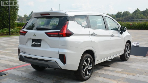 Xe MPV dưới 700 triệu: Chọn Hyundai Stargazer hay Mitsubishi Xpander?