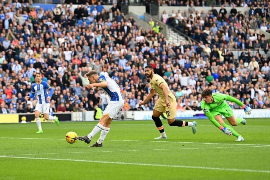 Brighton vùi dập Chelsea trong ngày về của HLV Graham Potter